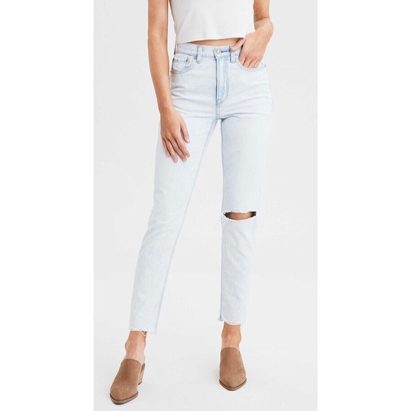 American Eagle Outfitters Denim - BOGOFREE! American Eagle Bleach Out Mom Jeans